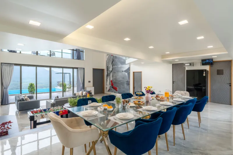 The Entertaining Trap: How Architecturally Flawless Homes Are Making Hosts Feel Profoundly Alone